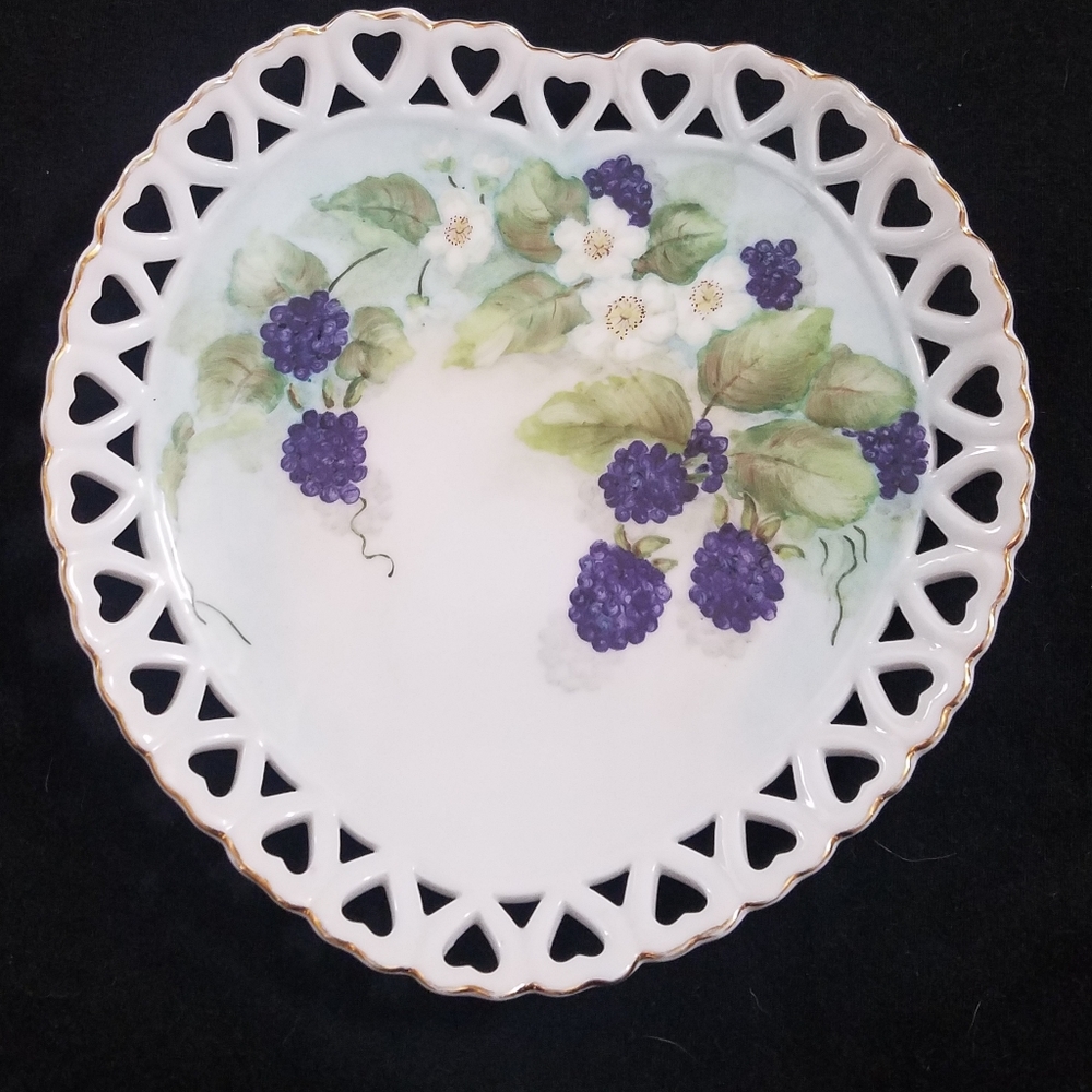 Vintage 50s Handpainted Heartshaped China Plate